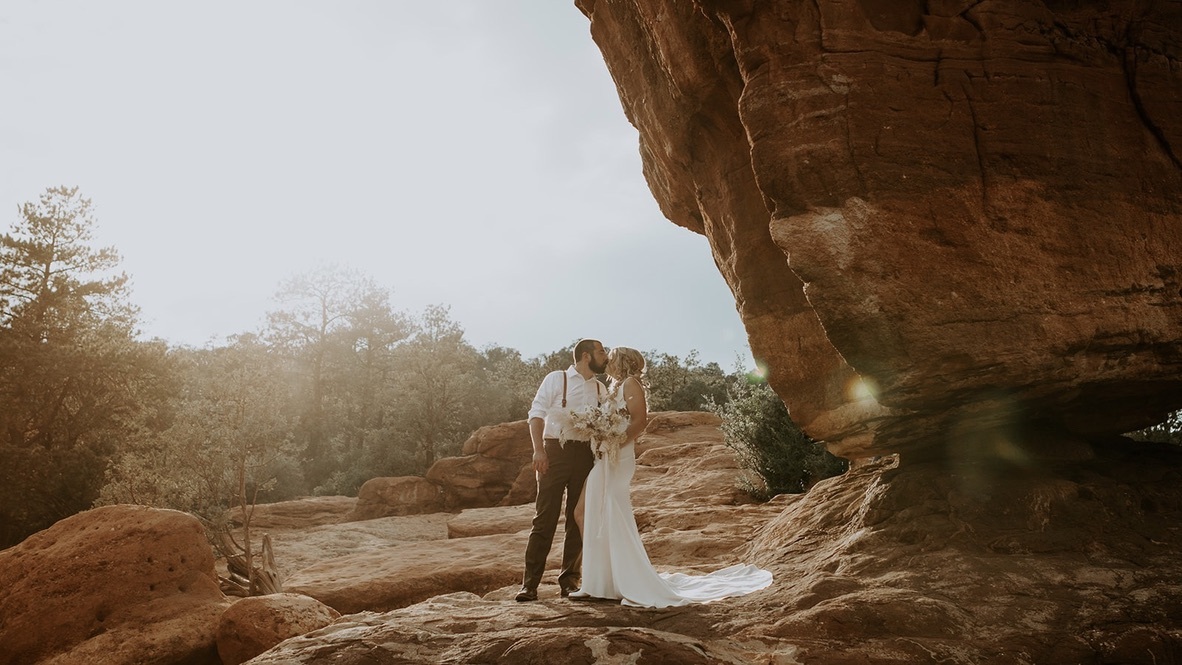 Real Bride Taylor's Free-Spirited Mountain Elopement Desktop Image
