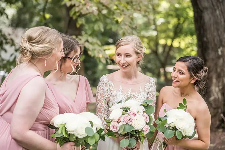 Beautiful Light-Filled September Wedding At The Duncan Estate Mobile Image