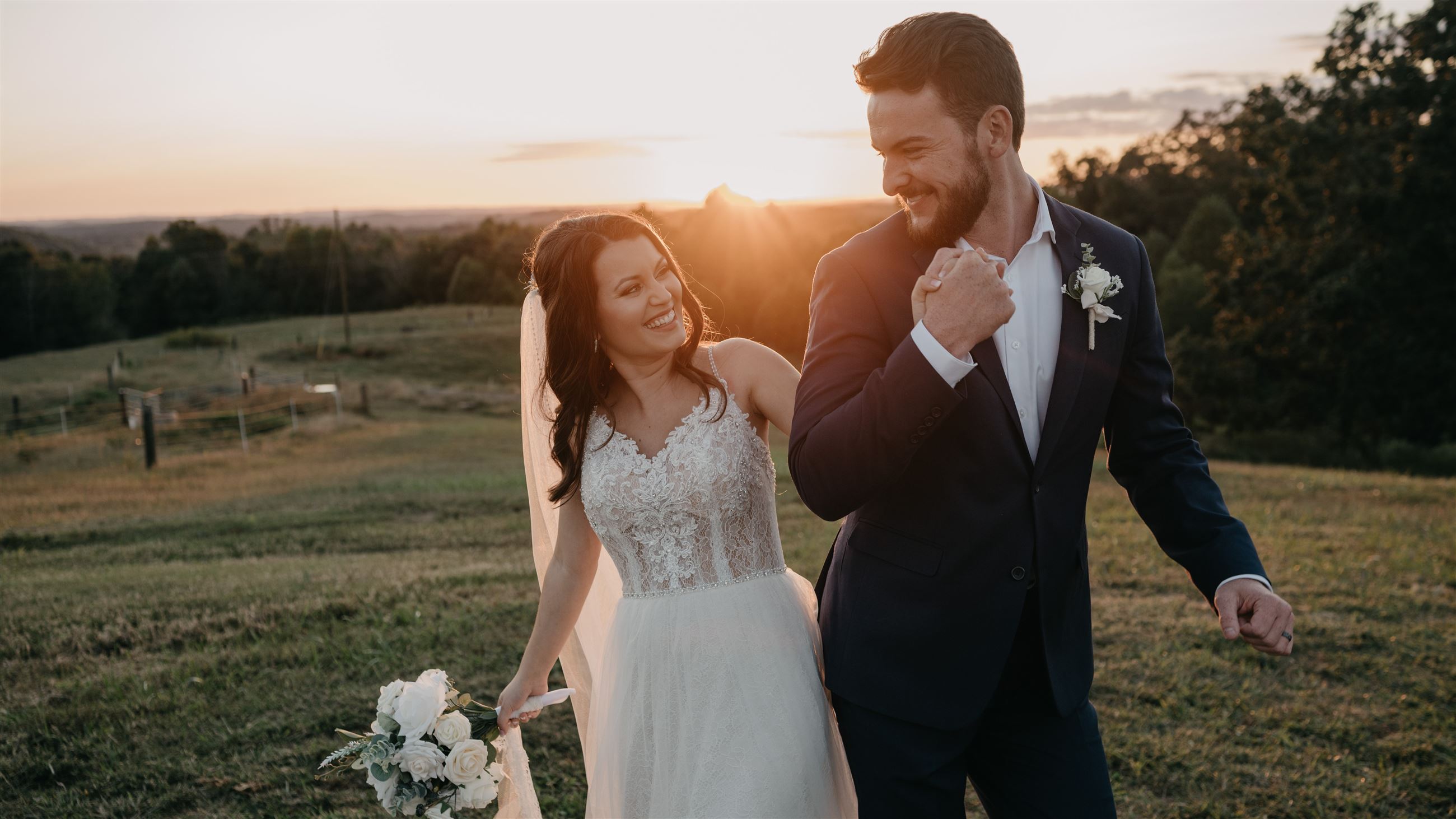 A Rustic South Carolina Wedding Desktop Image