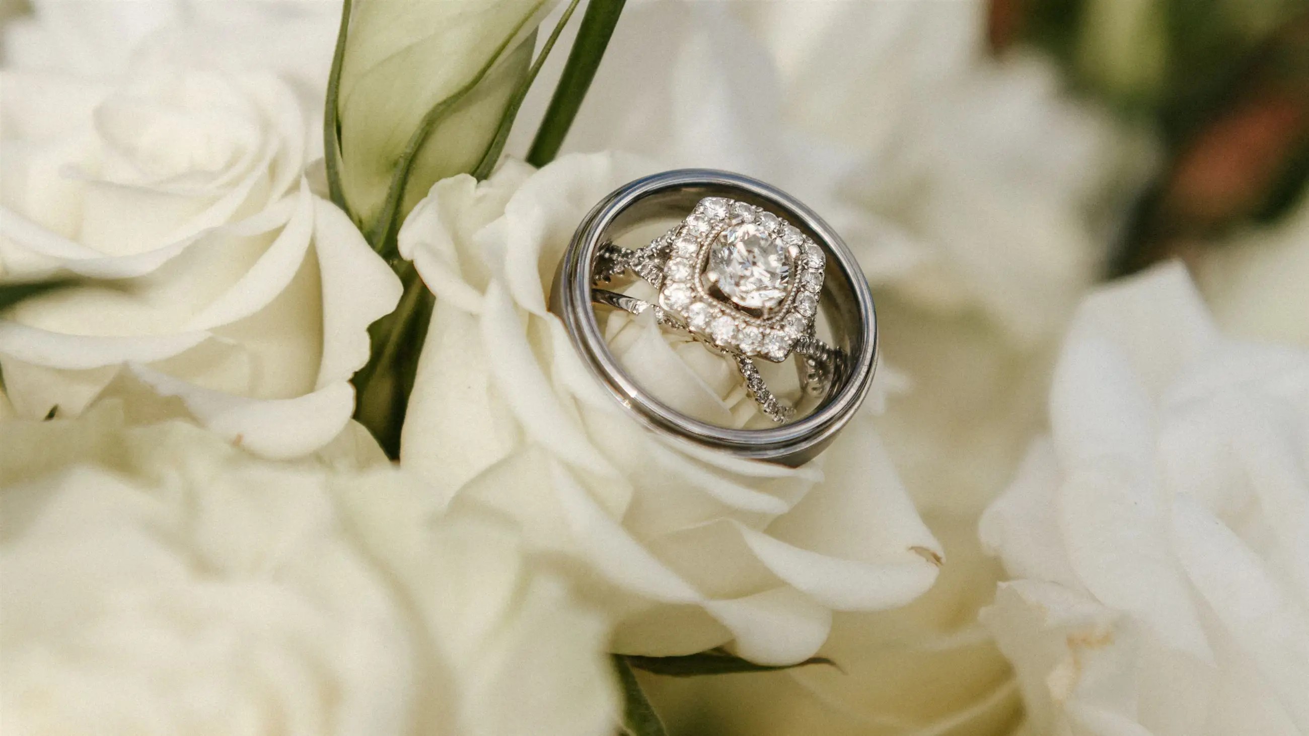 This is How You Should Spend Your Valentine's Day as an Engaged Couple Mobile Image