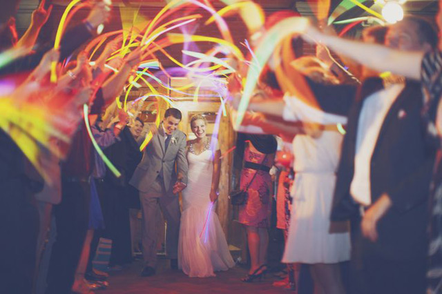 wedding send-offs we ♥ this! moncheribridals.com