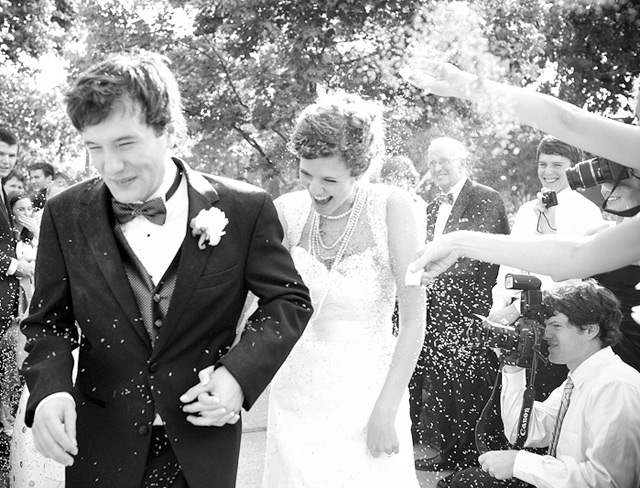 wedding send-offs we ♥ this! moncheribridals.com