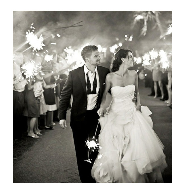 wedding send-offs we ♥ this! moncheribridals.com