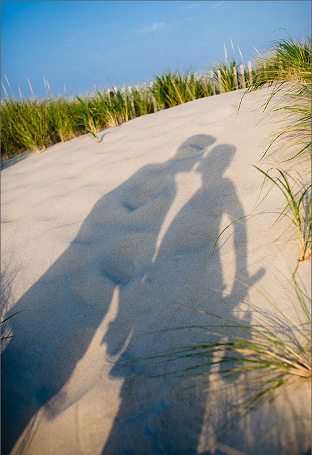 Silhouette and Shadow Engagement Photos ~ we ♥ this! moncheribridals.com
