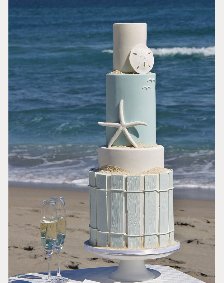 beach wedding cake ~ we ❤ this! moncheribridals.com