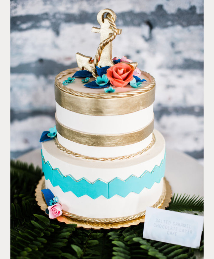 beach wedding cake ~ we ❤ this! moncheribridals.com