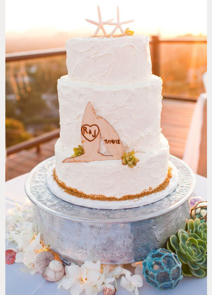 50 Beach Wedding Cakes For Your Vows By The Sea