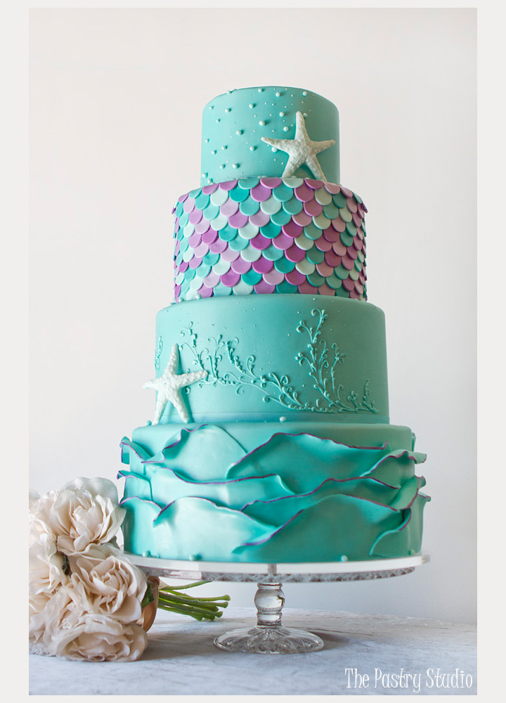 beach wedding cake ~ we ❤ this! moncheribridals.com