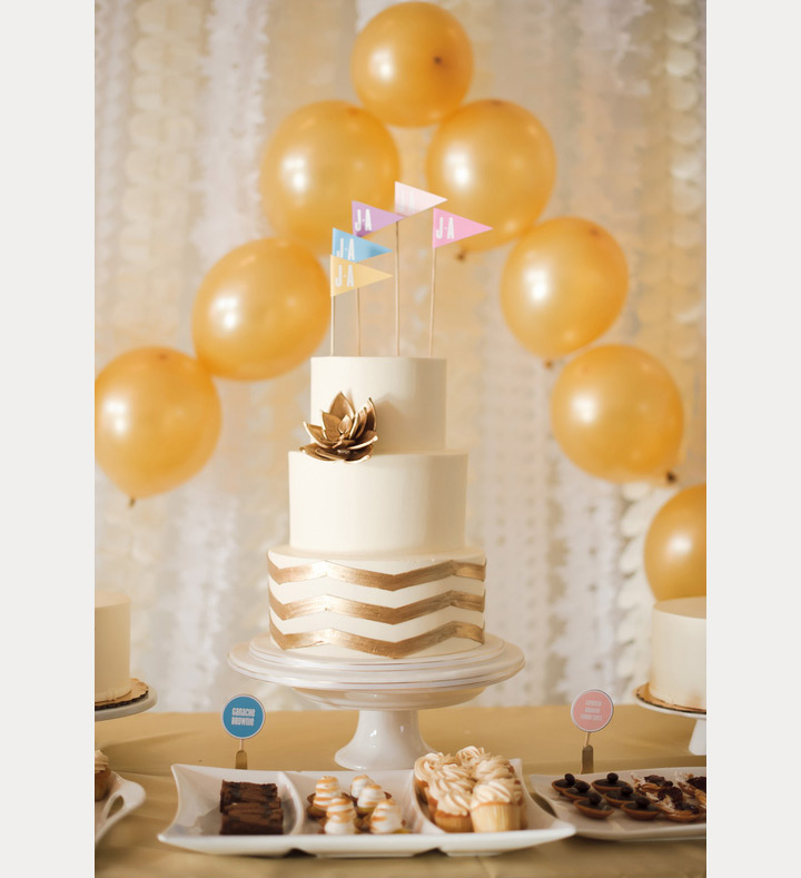 Balloon Wedding Decorations ~ we ❤ this! moncheribridals.com