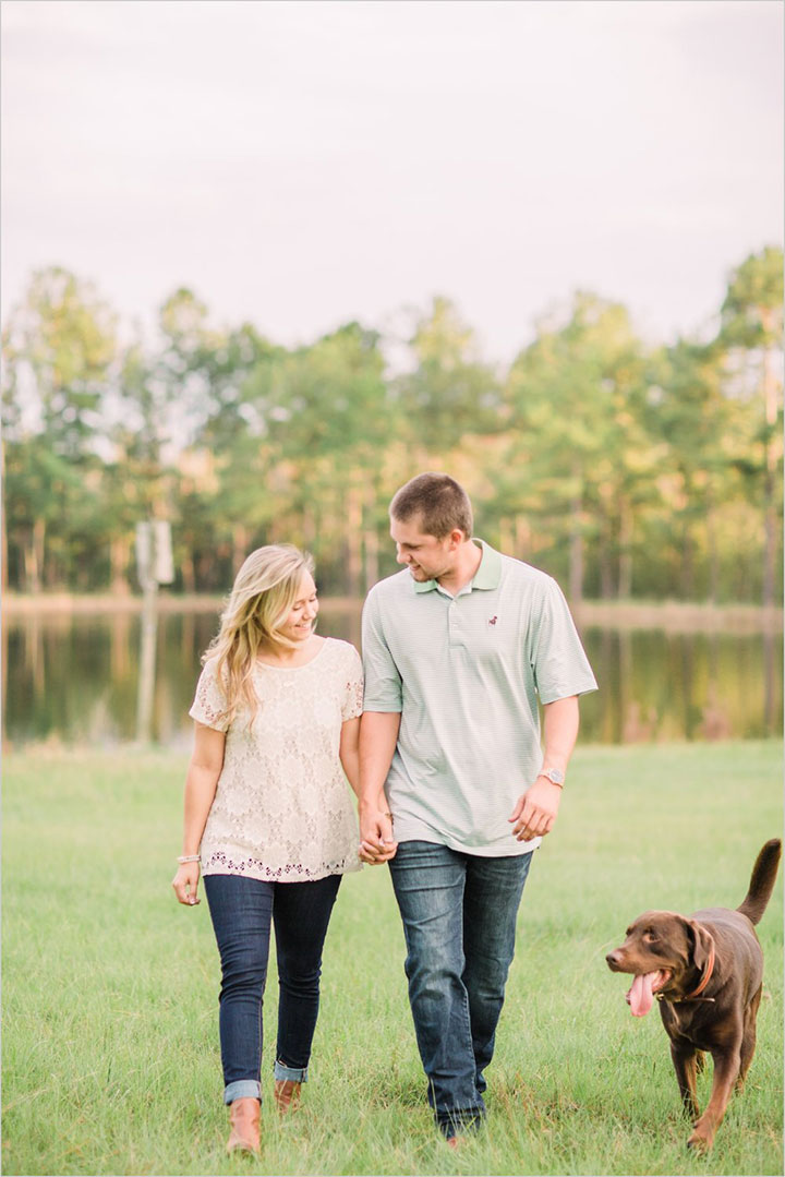 Sweet Engagement Session With Chocolate Lab