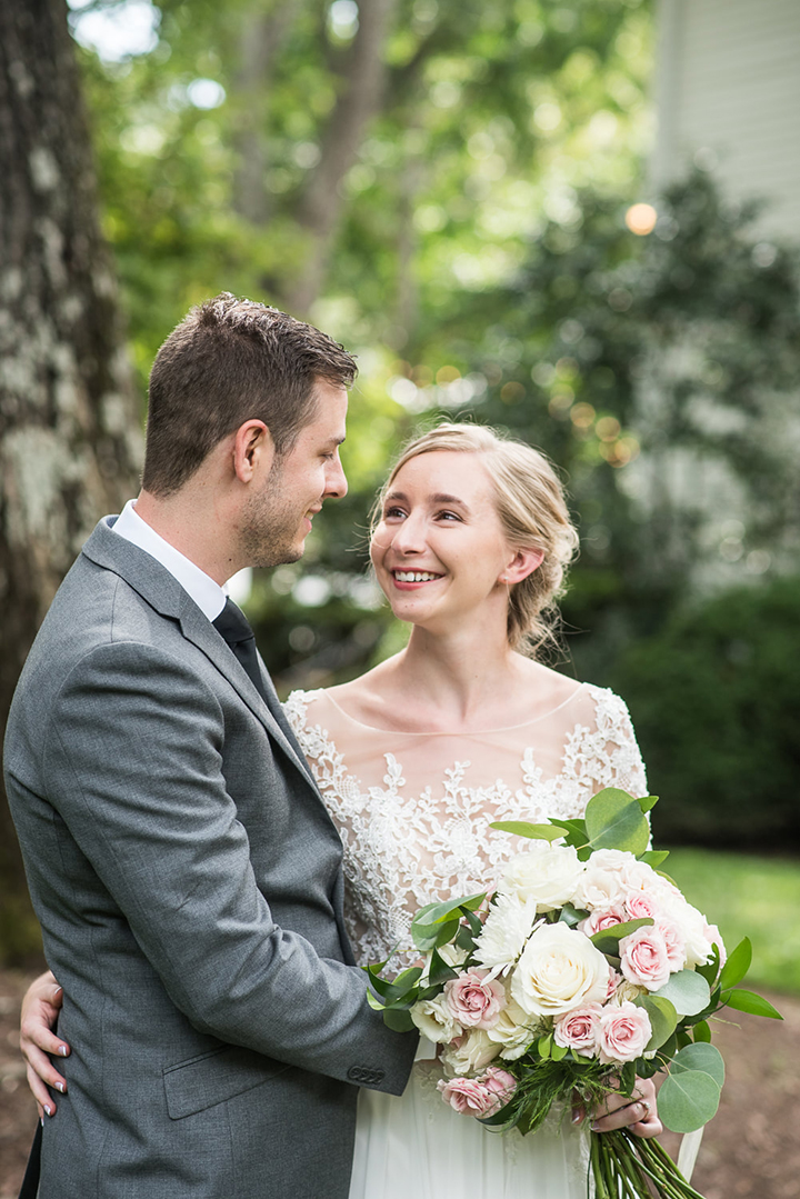Beautiful Light-Filled September Wedding At The Duncan Estate