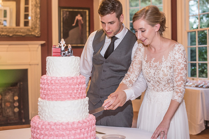 Beautiful Light-Filled September Wedding At The Duncan Estate