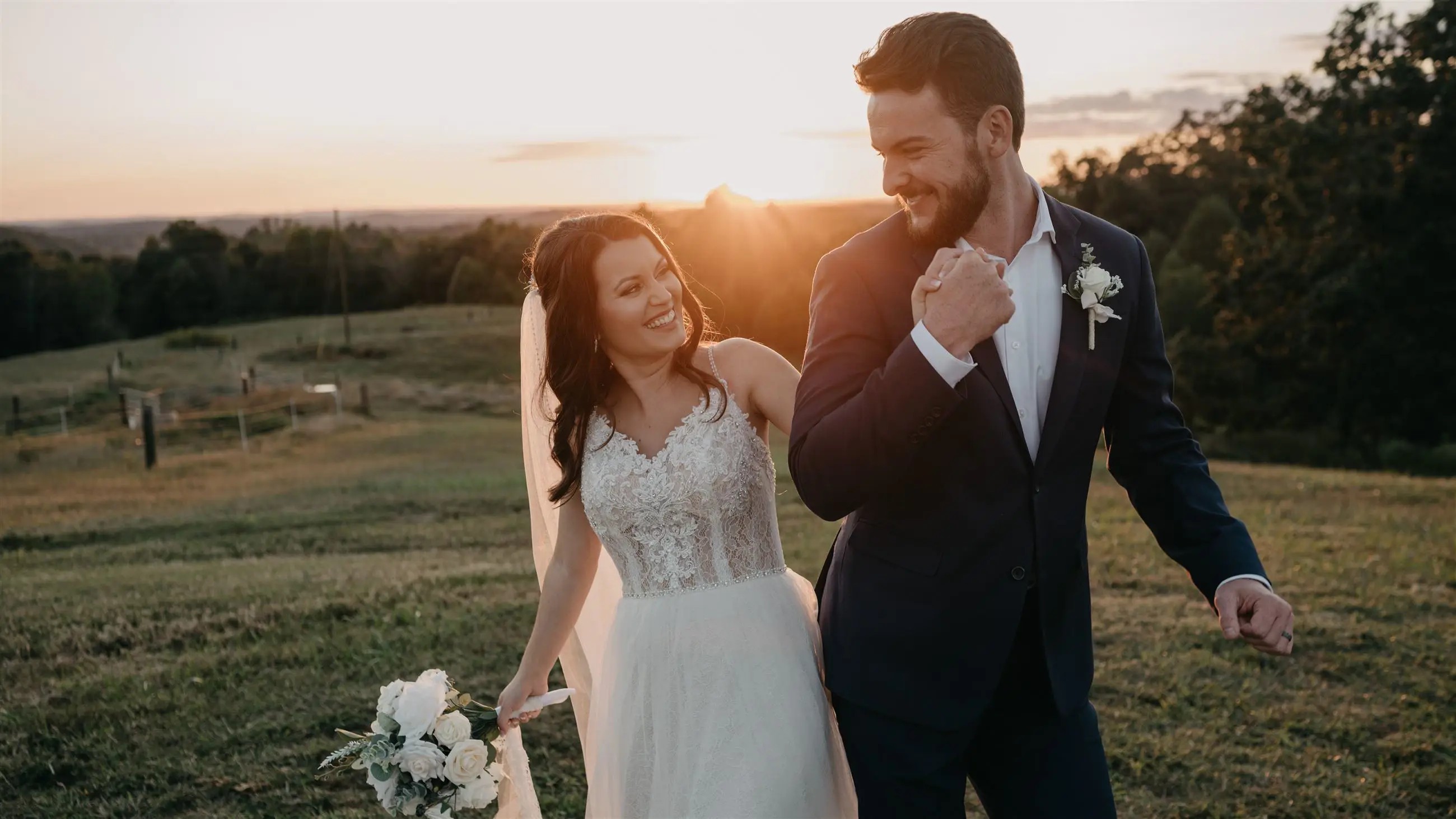 A Rustic South Carolina Wedding Mobile Image